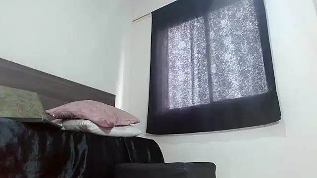 Mila cams1  online show from January 10, 5:02 pm