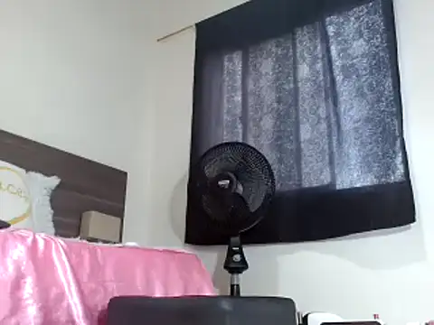 Mila cams1  online show from January 26, 1:15 pm