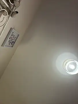 Snapshot of xxcurvyjessiexx chatting on February 9, 7:40 pm xxcurvyjessiexx online show from February 9, 7:40 pm