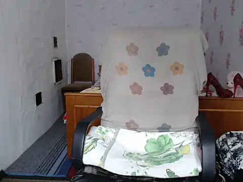KittyyLaBeauty online show from June 26, 2:49 am