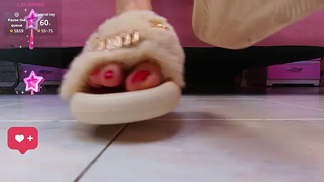 AuroraSim online show from December 3, 1:42 pm