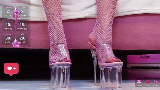 Snapshot of AuroraSim chatting on January 6, 1:04 pm AuroraSim online show from January 6, 1:04 pm