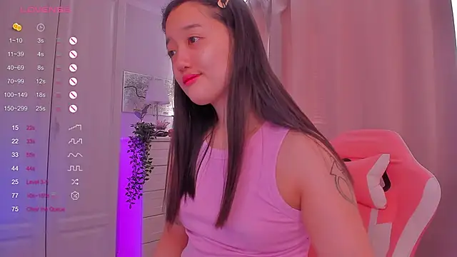 FreyaRaya online show from February 5, 9:04 am