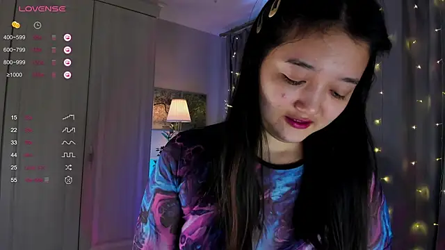 FreyaRaya online show from March 9, 8:51 am