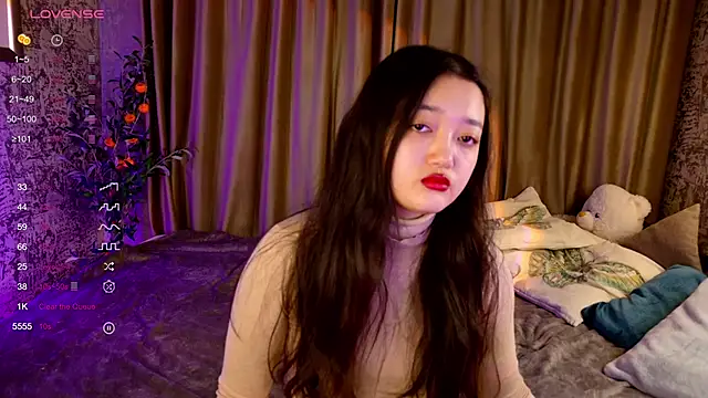 FreyaRaya online show from November 27, 3:30 am