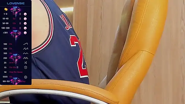 Snapshot of George_Diesell chatting on February 4, 11:38 pm George Diesell online show from February 4, 11:38 pm