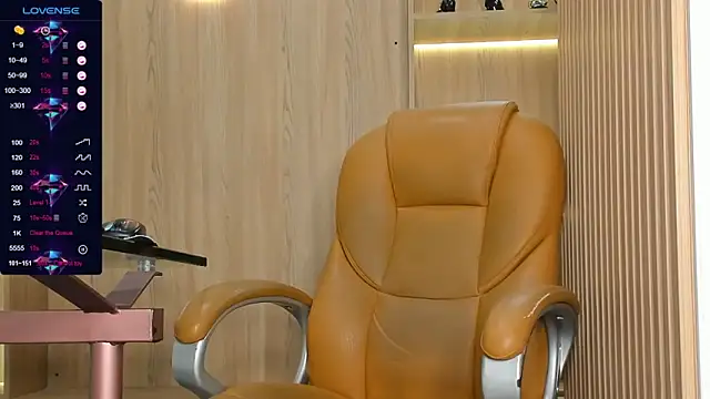 Snapshot of George_Diesell chatting on March 19, 11:47 pm George Diesell online show from March 19, 11:47 pm