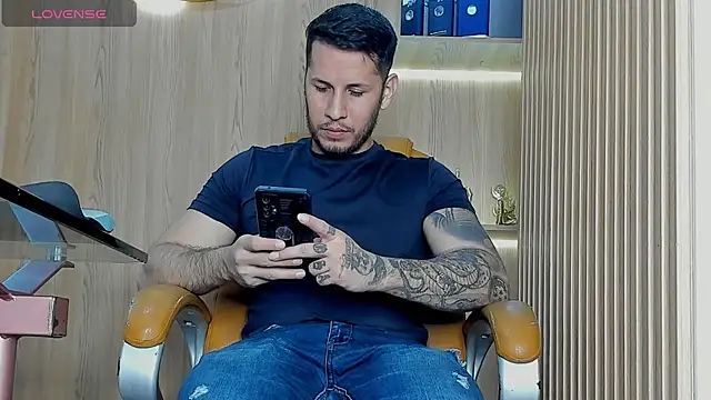 George Diesell online show from February 7, 3:43 am