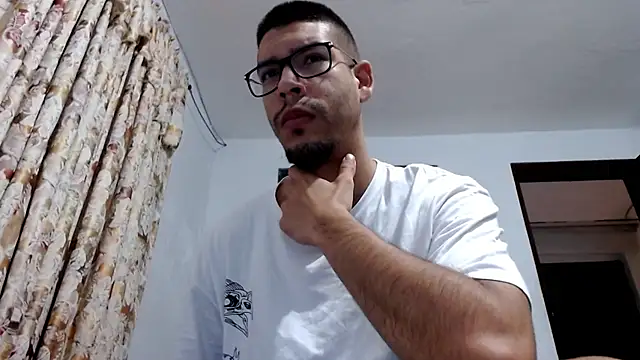 gollfather13 online show from September 18, 3:36 pm