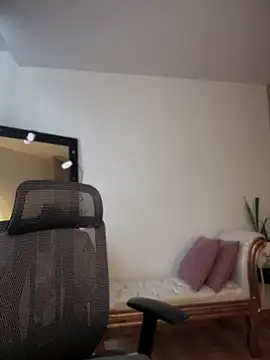 evangeline ch online show from December 30, 4:29 pm