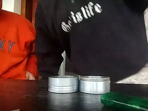 Snapshot of Dracomf chatting on November 6, 9:59 pm Dracomf online show from November 6, 9:59 pm