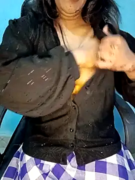 Snapshot of Dayna-36 chatting on March 9, 4:11 pm Dayna-36 online show from March 9, 4:11 pm