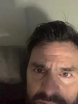 TB1977DK online show from February 9, 8:46 pm