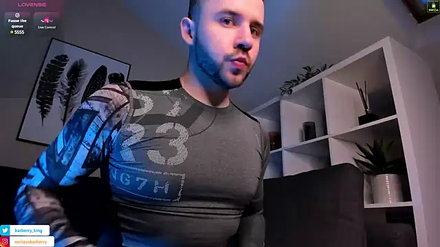 EnriqueBarberry online show from January 5, 6:24 am