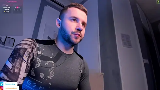 EnriqueBarberry online show from February 17, 6:31 am