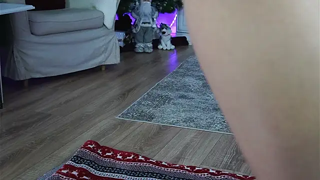 ivyleague  online show from December 5, 5:27 am