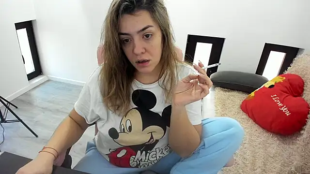 Dyana Kaylinn online show from March 8, 5:11 am