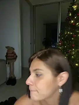 Susi bell online show from December 4, 2:42 am