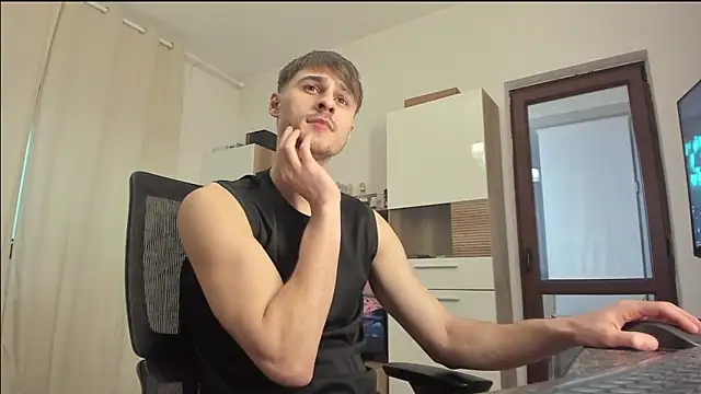 Snapshot of Jimmymorello chatting on March 22, 3:31 pm Jimmymorello online show from March 22, 3:31 pm