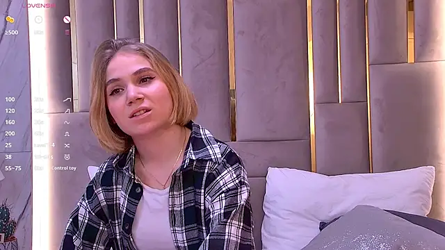 EllenaGreen online show from January 20, 7:14 pm