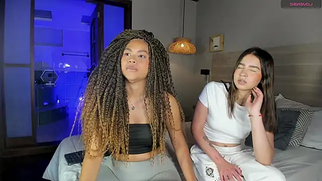 nayah   online show from September 11, 8:09 pm