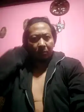 Snapshot of Dodoldolly chatting on October 30, 3:35 pm Dodoldolly online show from October 30, 3:35 pm