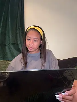 VanessaBling online show from February 17, 1:46 am