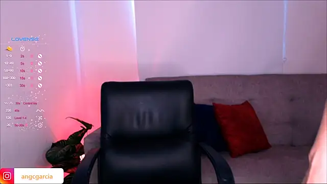 Snapshot of Valengarcia_ chatting on December 16, 9:52 pm Valengarcia online show from December 16, 9:52 pm