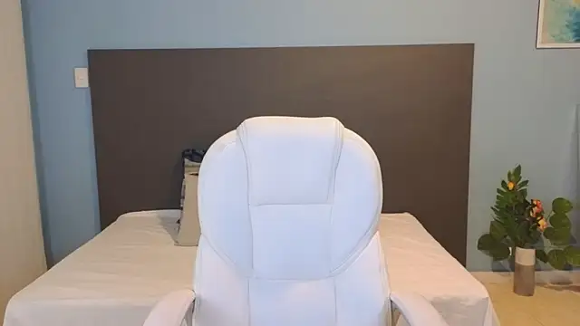 maiaa ruiz online show from January 16, 1:36 pm