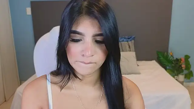 maiaa ruiz online show from February 3, 1:08 pm