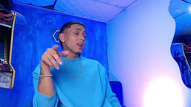 Liam lee online show from January 26, 4:09 pm