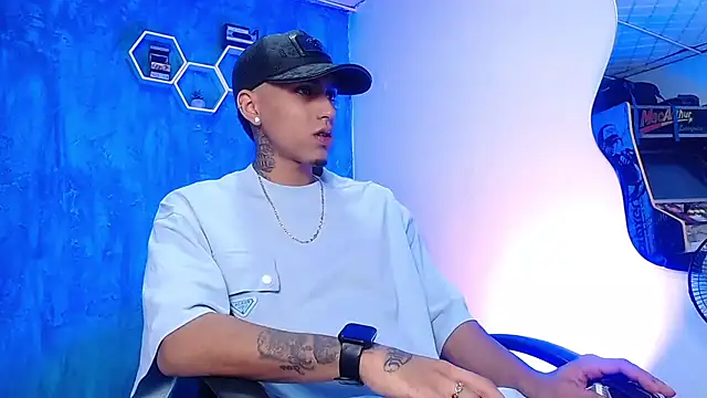 Liam lee online show from February 18, 1:00 pm