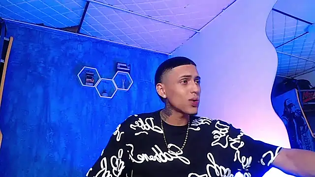 Liam lee online show from February 20, 4:14 pm