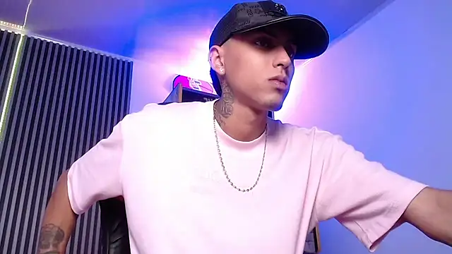 Liam lee online show from March 8, 4:39 pm