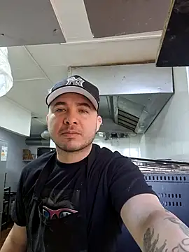 Victorjose3030 online show from October 11, 6:28 pm