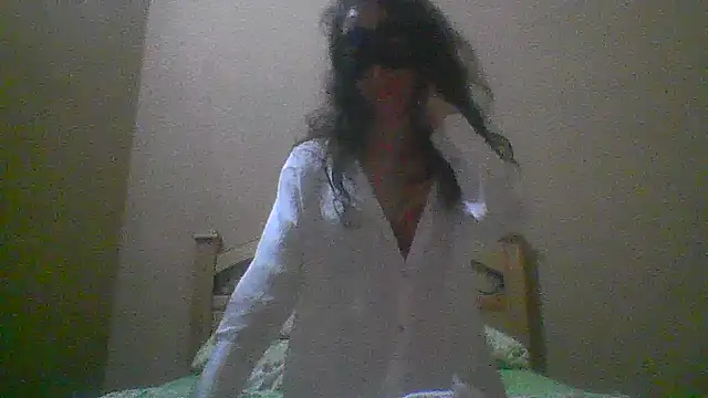 Snapshot of DyamondNaughty chatting on January 15, 2:49 am DyamondNaughty online show from January 15, 2:49 am