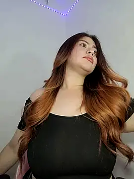 Scarlet garnet online show from November 5, 3:06 am