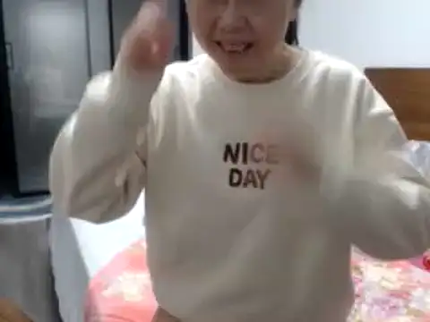 sonyx online show from March 7, 4:11 pm