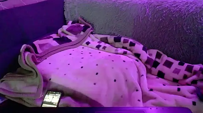 pinnklinkk online show from February 12, 10:35 am