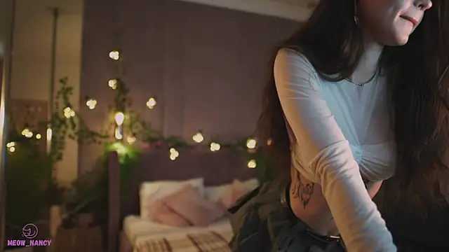 Meow Nancy online show from December 13, 11:45 am