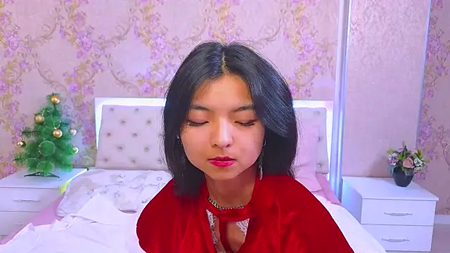 Snapshot of Shy_Kira chatting on December 23, 3:33 pm Shy Kira online show from December 23, 3:33 pm