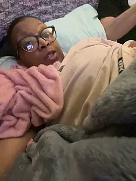 KLoveeee online show from January 18, 8:41 am