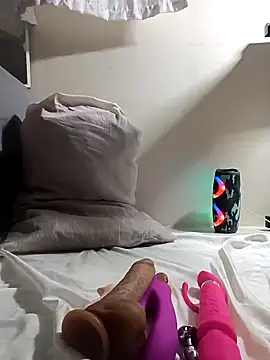 HEliza online show from February 2, 8:41 pm