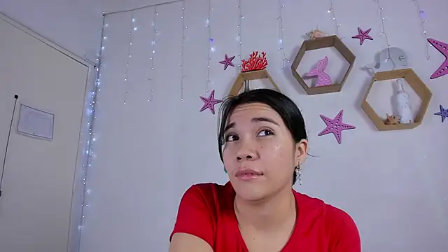 Emiily Parkerr online show from February 21, 2:39 am