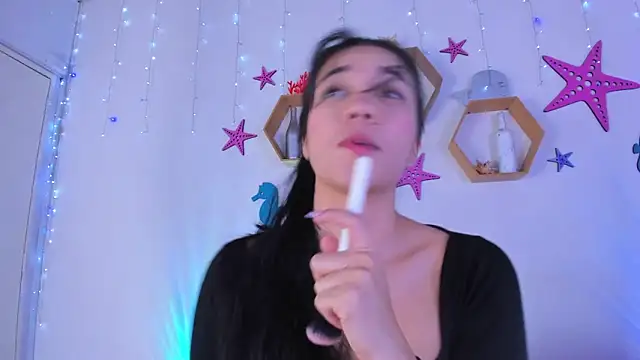 Emiily Parkerr online show from October 16, 3:07 am