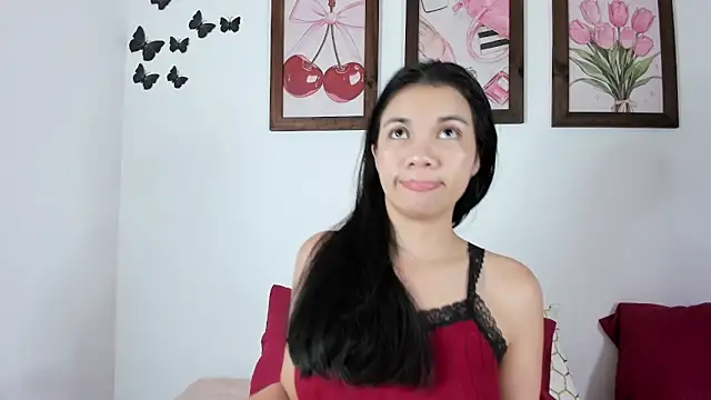 Emiily Parkerr online show from March 18, 11:08 pm