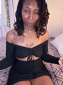 LeyaHoneybuns online show from February 23, 3:40 pm