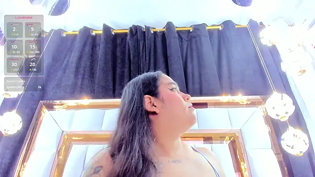 RileySweett online show from December 4, 11:52 am