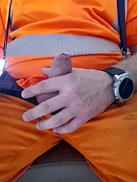 Snapshot of ced62000 chatting on October 8, 11:19 am ced62000 online show from October 8, 11:19 am