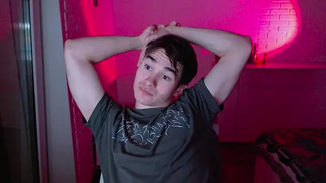 MarkusDean online show from December 18, 12:44 pm